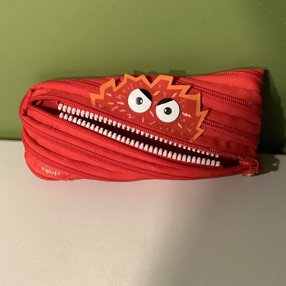 Zipit Red Monster Pencil Case - Picture 1 of 3
